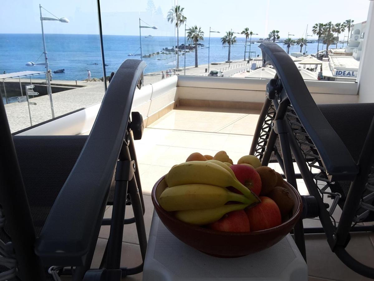 Lighthouse By The Sea Lovely 2Bdr Apartment Paphos Exterior photo
